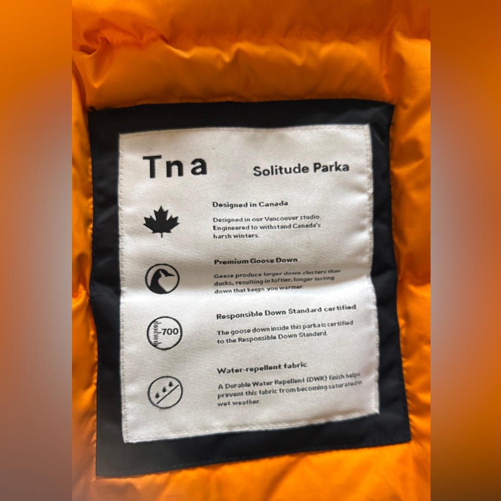 Aritzia Tna Solitude Parka View 3